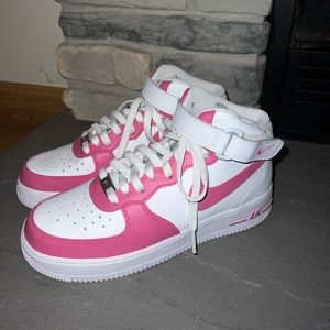 NIKE AIR FORCE 1 Custom Mid Hot Pink & White BNIB